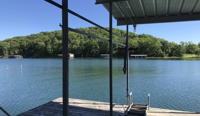 SECLUDED BEAVER LAKE WATERFRONT with Private swim dock ~ Lakehouse sleeps 14