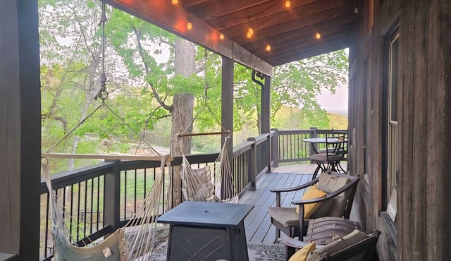 Secluded cabin 365° views pet friendly fire pits #1 place to enjoy fall foliage