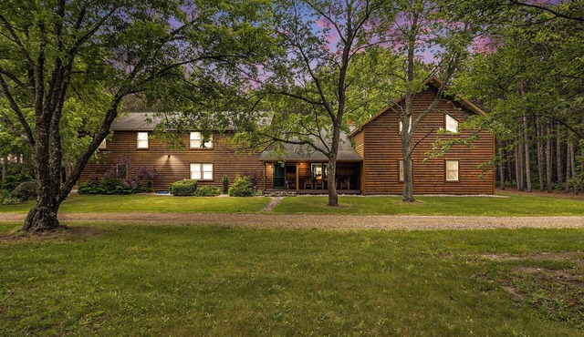 Secluded Cabin | 90 Acres | Sleeps 17