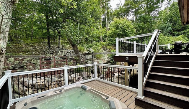 Secluded Cabin a Stone's Throw From the A.T.!