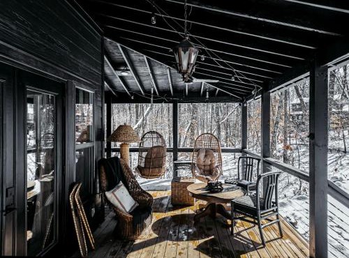 Secluded Cabin in the Woods in Monteagle, Tennessee