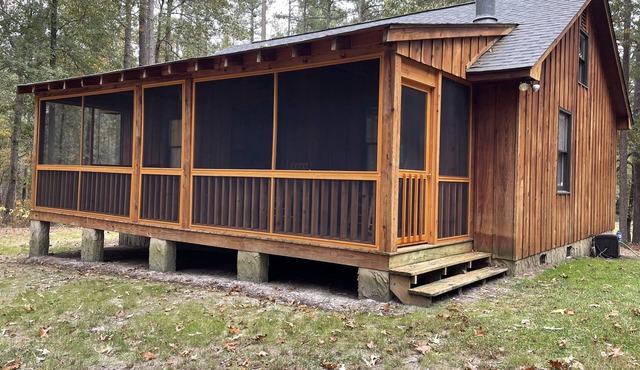 Secluded Cabin in the Woods, near Carolina Horse Park and Valkyrie Sporthorses