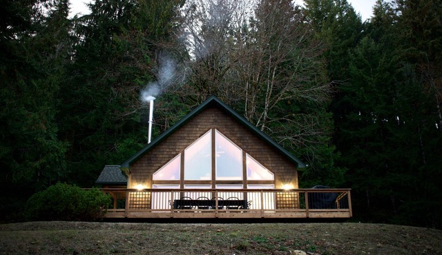Secluded Cabin Near Hood Canal & Olympic National Forest.