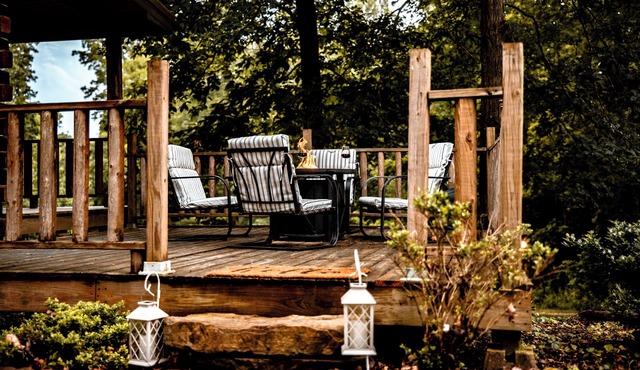 Secluded Cabin near Hocking Hills - pet friendly!