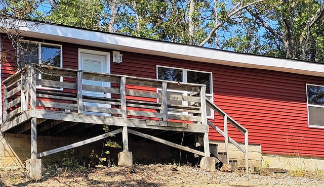 Secluded Cabin near Lake Perry