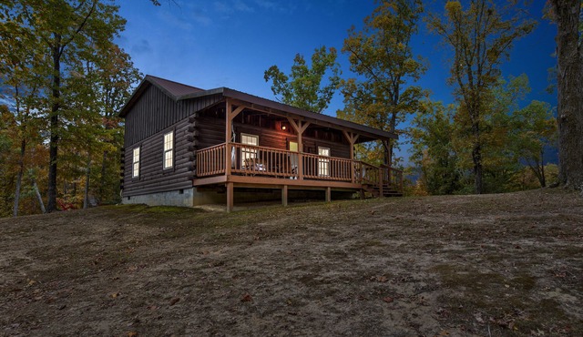 Secluded Cabin on 70 acres private land, ping pong table, Red River Gorge, KY
