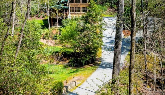 Secluded Cabin on Private 6 Acres w/2 Waterfalls & 4 Streams Near Brevard