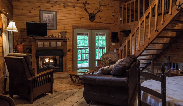 Secluded cabin only minutes from the Buffalo National River at Ponca