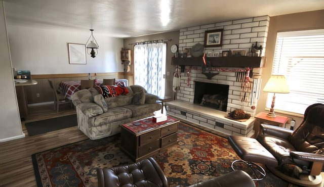 Secluded Cabin w/Coffee, Mount Abajo & Golf Views
