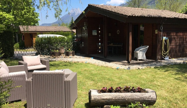 Secluded cabin with fantastic garden