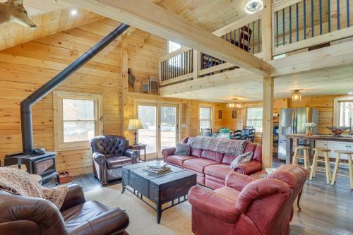 Secluded Cabin with Mtn Views about 33 Mi to Bigfork!