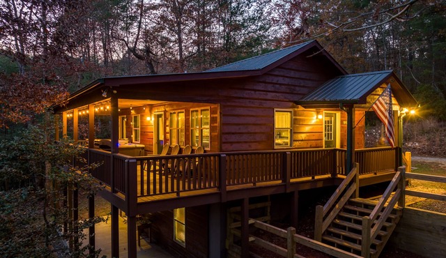 Secluded cabin with hot tub, fireplace, outdoor fire pit and Tent Camping Area!