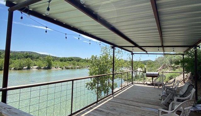 Secluded Casita on the Crystal Clear Nueces River