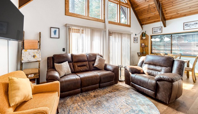 Secluded Chalet-Style Home w/ a Full Kitchen, Furnished Deck, & Gas Grill