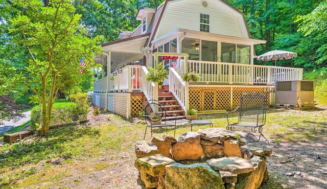 Secluded Chattanooga Getaway w/Deck + Yard!