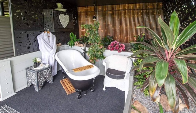 Secluded Cottage with Mountain Views from Roll Top Bath