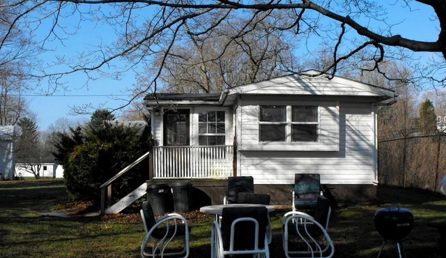 Secluded Cottage Rental on Lovely Lake near Rochester, New York