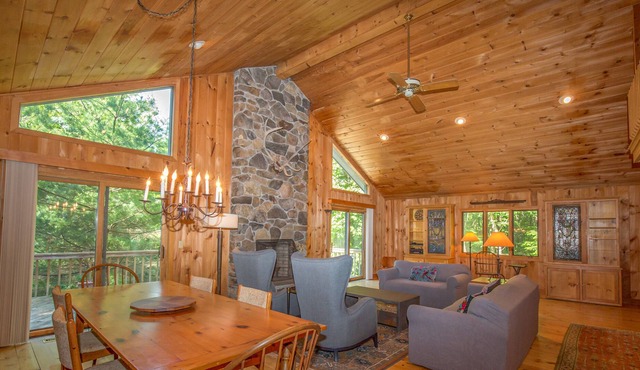 Secluded Country Cabin Nestled in the Woods on 4 Acres