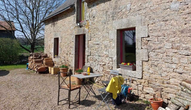 Secluded country house near small town - a short drive from beaches