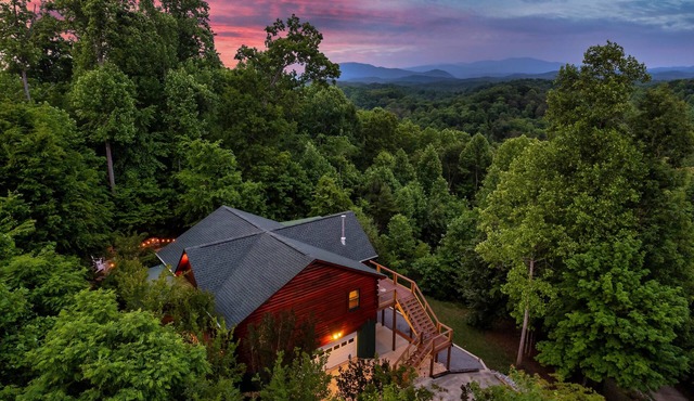 Secluded Cozy Cabin on 6 Acres w/Amazing Views!