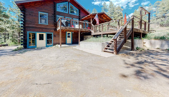 Secluded, dog-friendly home with private hot tub, deck, games, grill & firepit