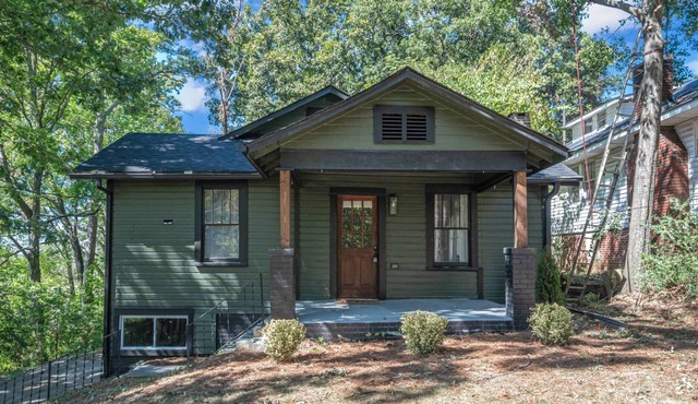 Secluded East Lake Cottage | Peaceful Retreat, Modern Amenities