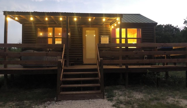 Secluded Escape with scenic views & hot tub
