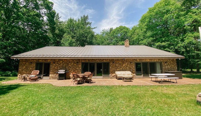 Secluded Family- and Pet-Friendly Cottage