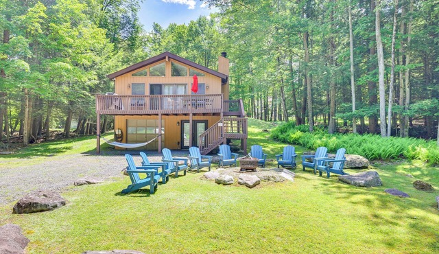 Secluded Family Cabin w/Fire Pit in Lake Ariel!