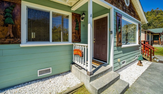 Secluded, Family-Friendly Cabin w/Back Deck, Gas Grill, Free WiFi, Mountain View