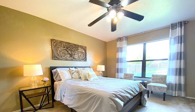 Secluded Family Home- Self Check in & Free Parking