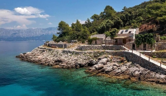Secluded fisherman's cottage Cove Didina, Hvar (K-21933)