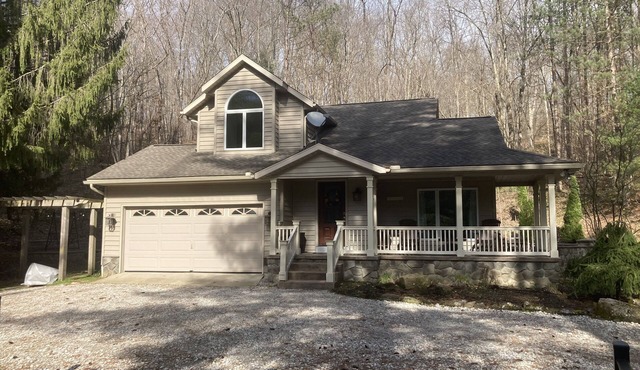 Secluded Fully Furnished Home with Deck overlooking a Pond