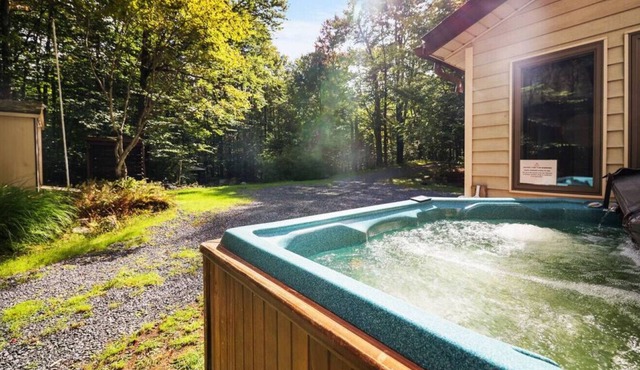 Secluded Getaway in the Pocono Mountains