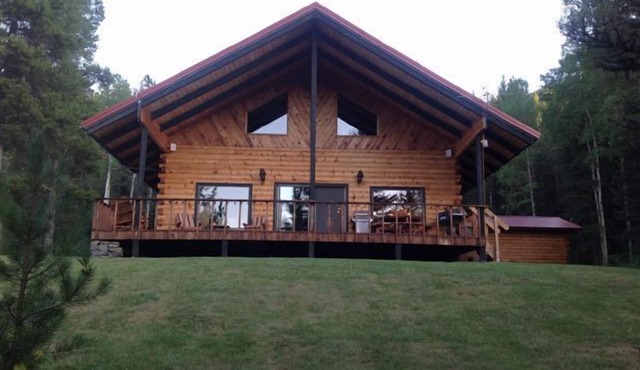 Secluded Glacier Meadow Log Home