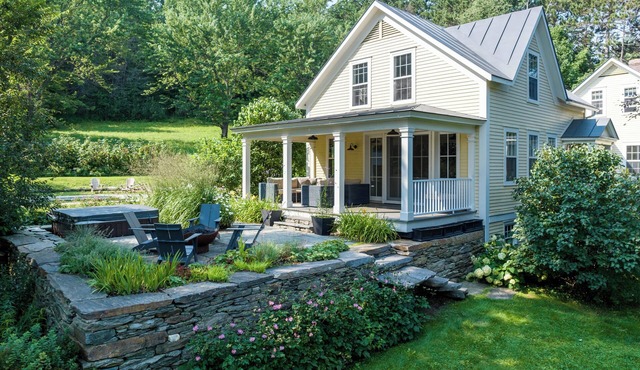 Secluded Haven with Hot Tub, Fire Pit and Trails