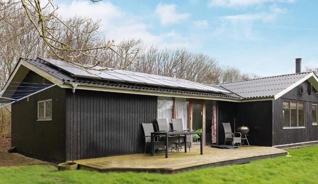 Secluded Holiday Home in Vestervig with Pool