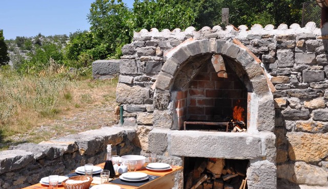 Secluded holiday house Štokić Pod, Velebit (K-21524)