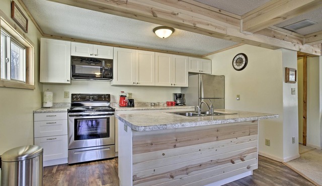 Secluded Home 15 Min. from Lake Nebagamon!