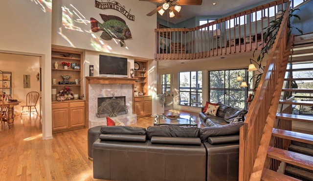 Secluded Home - Canyon Lake View Near Boat Launch!