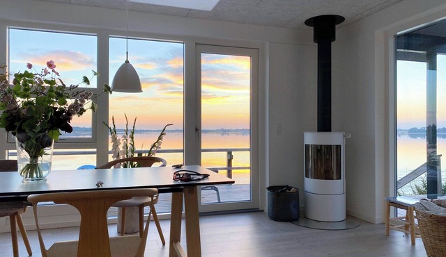 Secluded house with view over Kertinge Nor