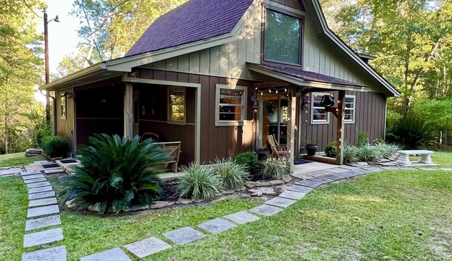 Secluded Lake House with boat ramp in neighborhood on Sam Rayburn Reservoir