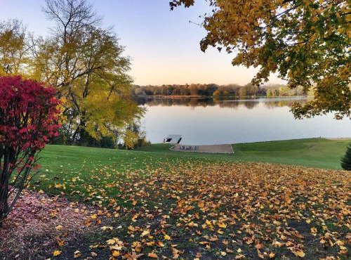 Secluded Lake Retreat - Private Beach, Pier & Fire Pit