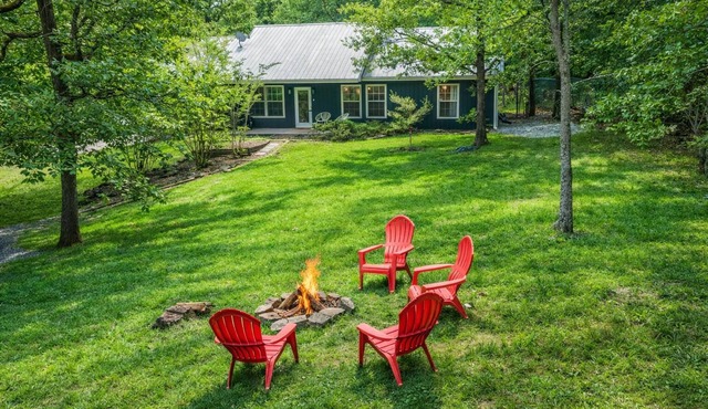 Secluded Lake Tenkiller Cabin | 2 Acres | Sleeps16