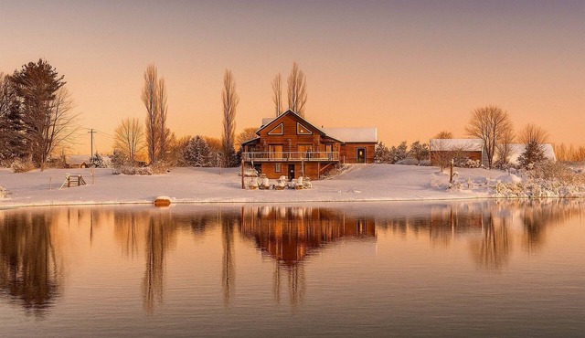 Secluded Lakefront Cabin with Games in Athens, Wisconsin