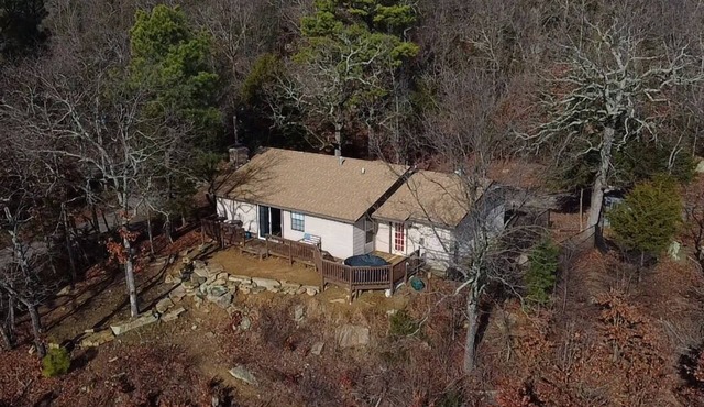 Secluded Lakehouse Right on Lake Eufaula!