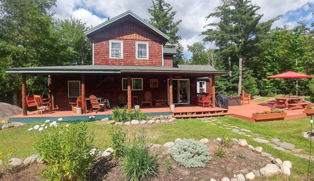 Secluded Lodge near Whiteface Mountain & Adirondack Wildlife Refuge with Hot Tub