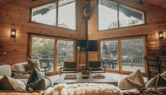 Secluded Lodge on 56 Acres | Firepit Creek