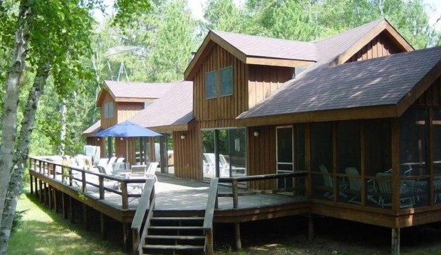 Secluded Lodge on Webb Lake - Private Tennis Court, Hot Tub
