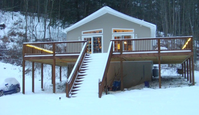 Secluded Lodge: Rural Retreat with Spa